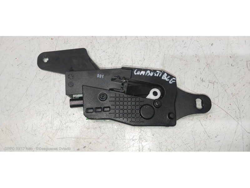 Recambio de motor cierre centralizado porton para kia sportage drive plus 2wd referencia OEM IAM  TAPA COMBUSTIBLE 