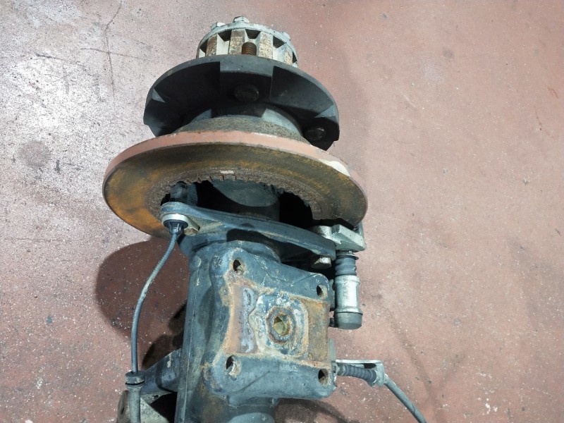 Recambio de puente trasero para renault maxity 2.9 diesel referencia OEM IAM  DISCO/ABS RUEDA GEMELA