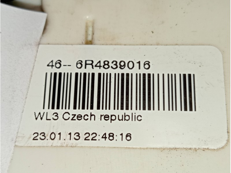 Recambio de motor cierre centralizado trasero derecho para volkswagen polo (6r1) crosspolo referencia OEM IAM 466R4839016  5P