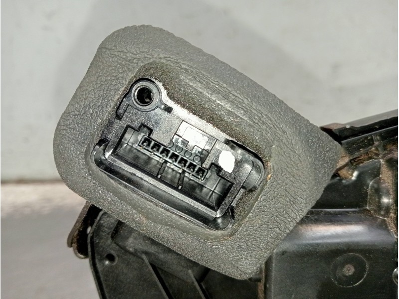 Recambio de motor cierre centralizado trasero izquierdo para volkswagen polo (6r1) crosspolo referencia OEM IAM 456R4839015  5P