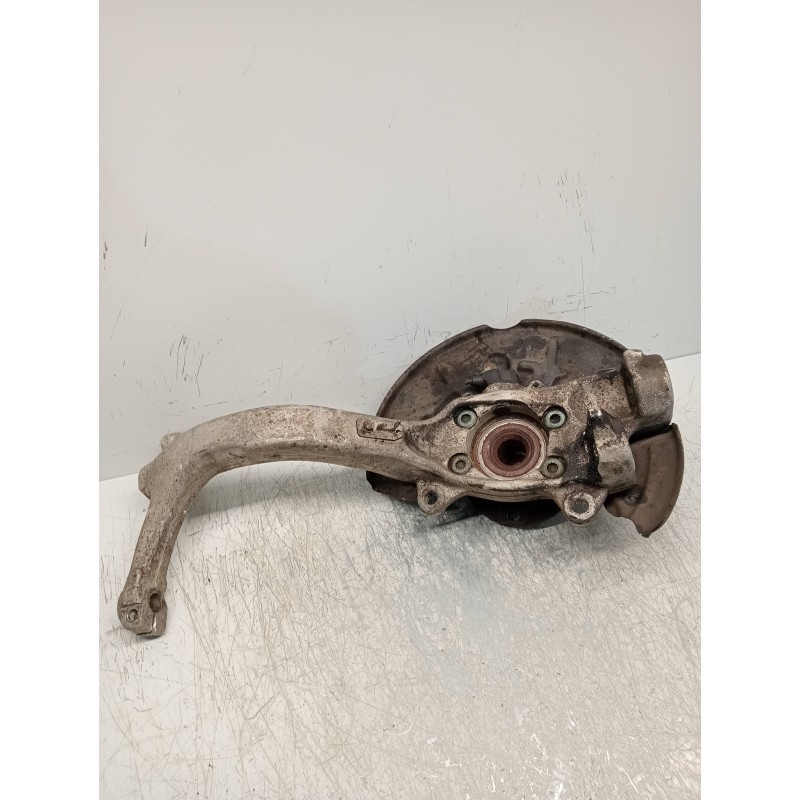 Recambio de mangueta delantera izquierda para audi a4 avant (8e) 2.5 tdi (114kw) referencia OEM IAM   