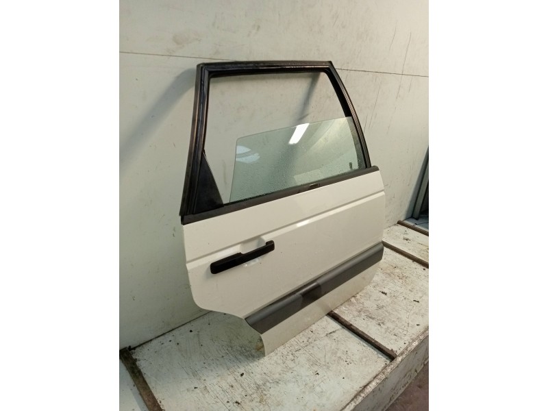 Recambio de puerta trasera derecha para volkswagen passat berlina (312) cl referencia OEM IAM   5P