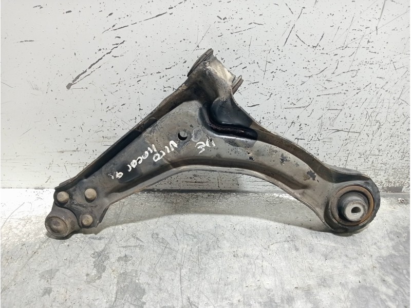 Recambio de brazo suspension inferior delantero derecho para mercedes vito (w638) caja cerrada 110 cdi  (638.094) referencia OEM
