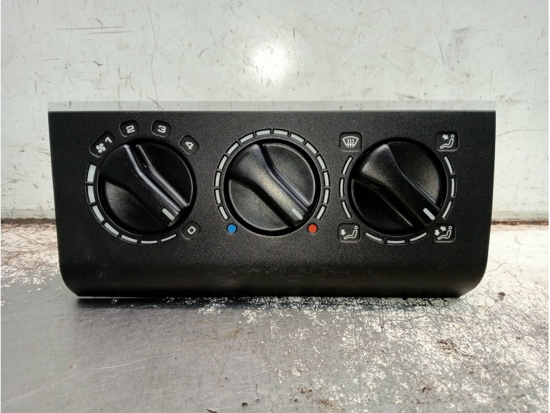 Recambio de mando calefaccion / aire acondicionado para volkswagen passat berlina (312) cl referencia OEM IAM 357819045A 3578200