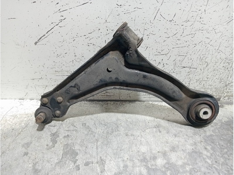Recambio de brazo suspension inferior delantero izquierdo para mercedes vito (w638) caja cerrada 110 cdi  (638.094) referencia O