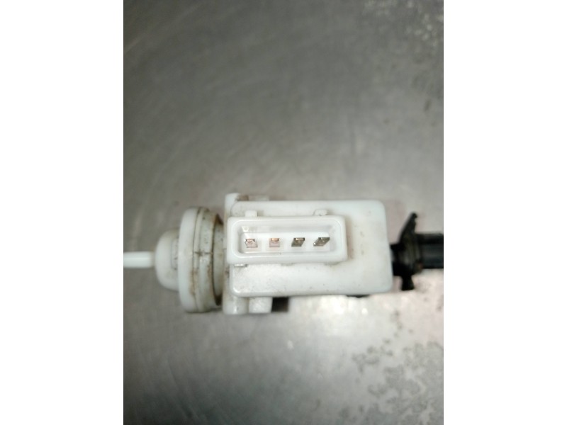 Recambio de motor cierre centralizado trasero derecho para volkswagen passat berlina (312) cl referencia OEM IAM 357862153H  5P