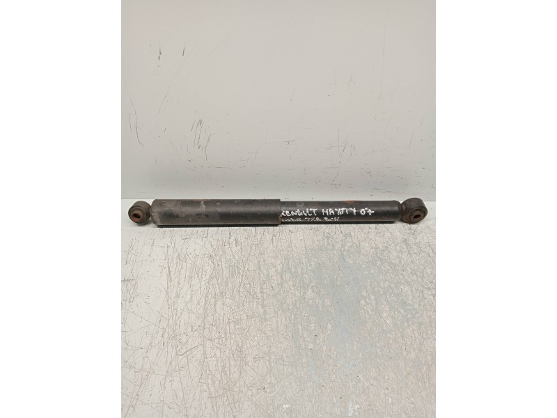 Recambio de amortiguador trasero derecho para renault maxity 2.9 diesel referencia OEM IAM   