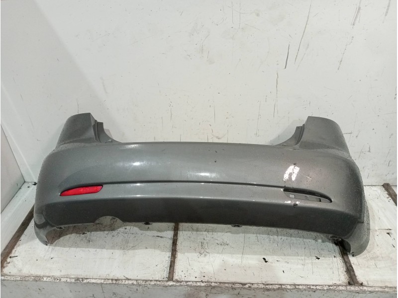 Recambio de paragolpes trasero para chevrolet lacetti 2.0 diesel cat referencia OEM IAM   