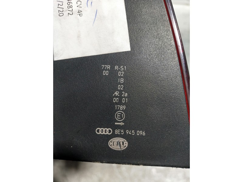 Recambio de piloto trasero derecho para audi a4 berlina (8e) 2.0 tdi 16v (103kw) referencia OEM IAM 8E5945096  