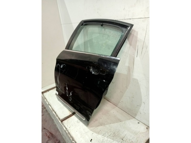 Recambio de puerta trasera izquierda para citroen c5 berlina feel edition referencia OEM IAM   