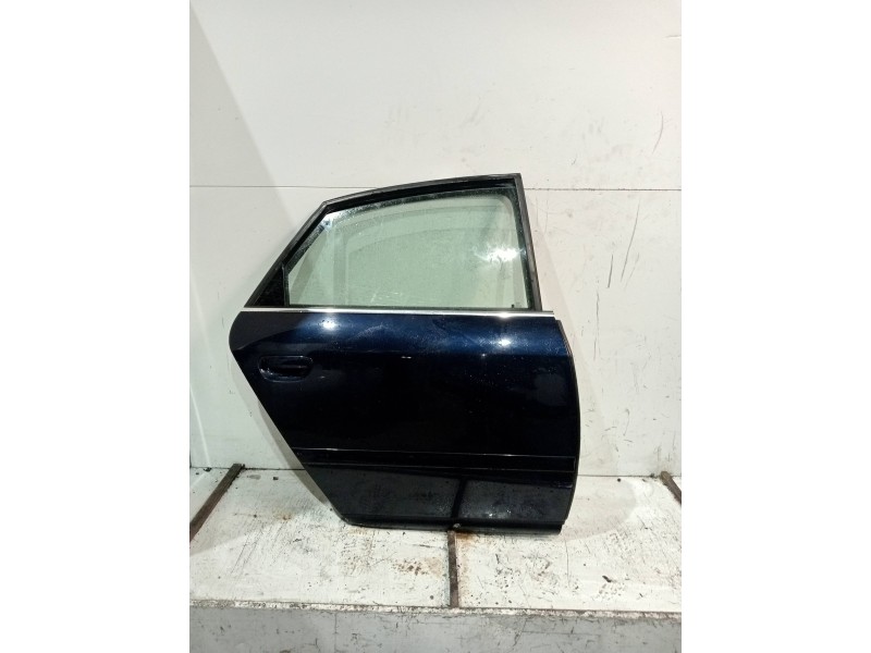 Recambio de puerta trasera derecha para audi a6 berlina (4b2) 2.4 quattro referencia OEM IAM   4P