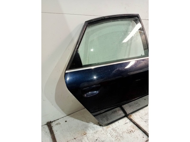 Recambio de puerta trasera derecha para audi a6 berlina (4b2) 2.4 quattro referencia OEM IAM   4P