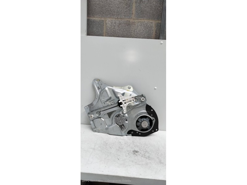 Recambio de elevalunas trasero izquierdo para kia sportage drive 4x2 referencia OEM IAM 834703U020  