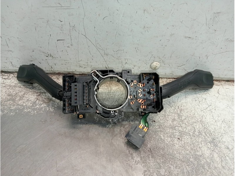 Recambio de mando luces para audi a6 berlina (4b2) 2.4 quattro referencia OEM IAM 8L0953513J  