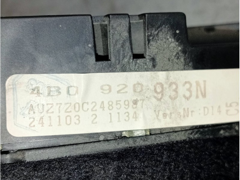 Recambio de cuadro instrumentos para audi a6 berlina (4b2) 2.4 quattro referencia OEM IAM 4B0920933N 24110321134 