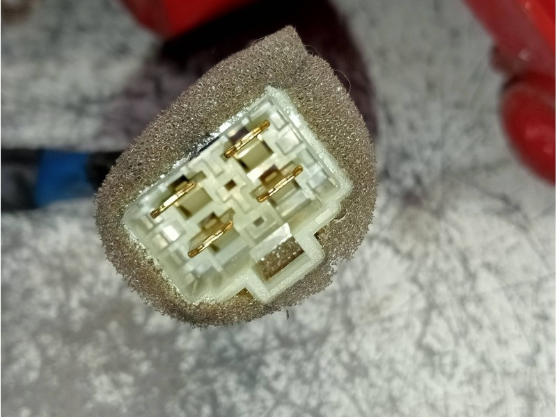 Recambio de piloto trasero izquierdo para chevrolet lacetti 2.0 diesel cat referencia OEM IAM   