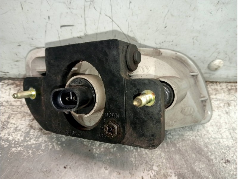 Recambio de faro antiniebla izquierdo para chevrolet lacetti 2.0 diesel cat referencia OEM IAM A047697  
