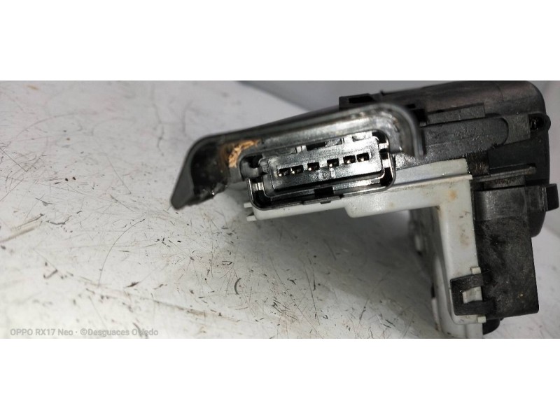 Recambio de motor cierre centralizado trasero derecho para citroen c5 berlina feel edition referencia OEM IAM 006186  4P