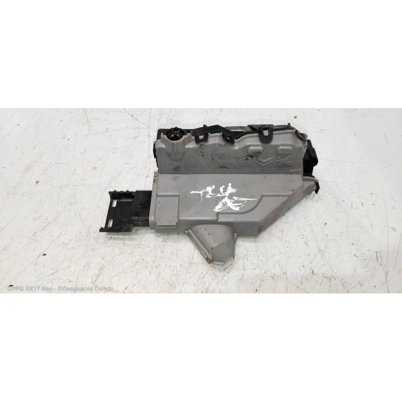 Recambio de motor cierre centralizado trasero derecho para citroen c5 berlina feel edition referencia OEM IAM 006186  4P