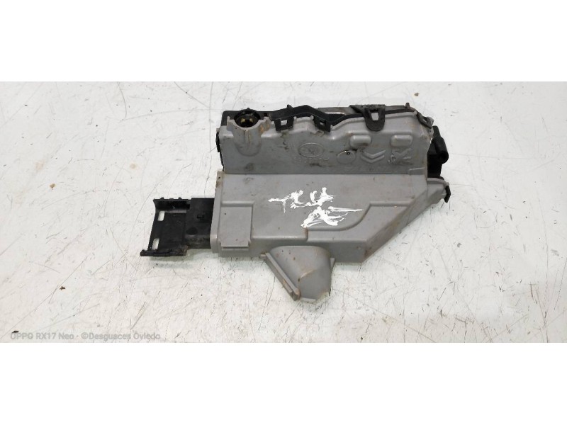 Recambio de motor cierre centralizado trasero derecho para citroen c5 berlina feel edition referencia OEM IAM 006186  4P