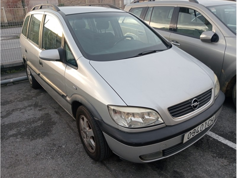 opel zafira a del año 2000