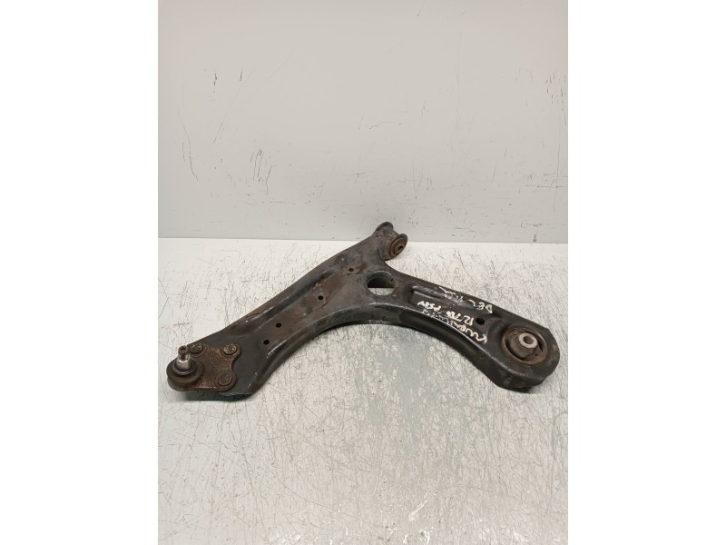 Recambio de brazo suspension inferior delantero izquierdo para volkswagen polo (6r1) crosspolo referencia OEM IAM   