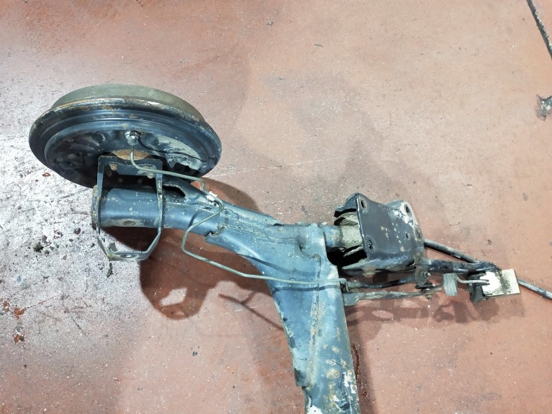 Recambio de puente trasero para volkswagen passat berlina (312) cl referencia OEM IAM   