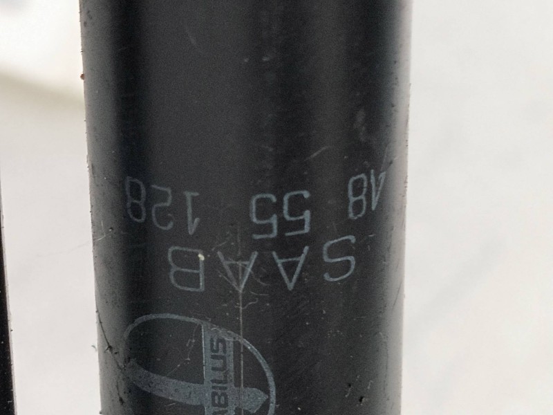 Recambio de amortiguadores capo para saab 9-5 familiar 2.3 cat referencia OEM IAM   