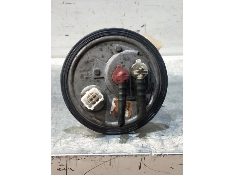 Recambio de bomba combustible para ford fiesta berlina ghia referencia OEM IAM F1DUA3A  