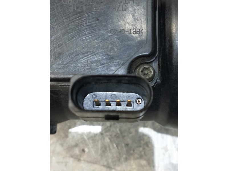 Recambio de caudalimetro para audi a6 berlina (4b2) 2.4 quattro referencia OEM IAM AFH7008D 078133471E 
