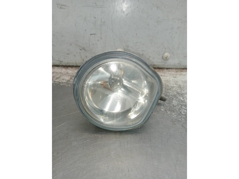 Recambio de faro antiniebla derecho para fiat brava (182) 1.8 16v / 16v 115 elx referencia OEM IAM   