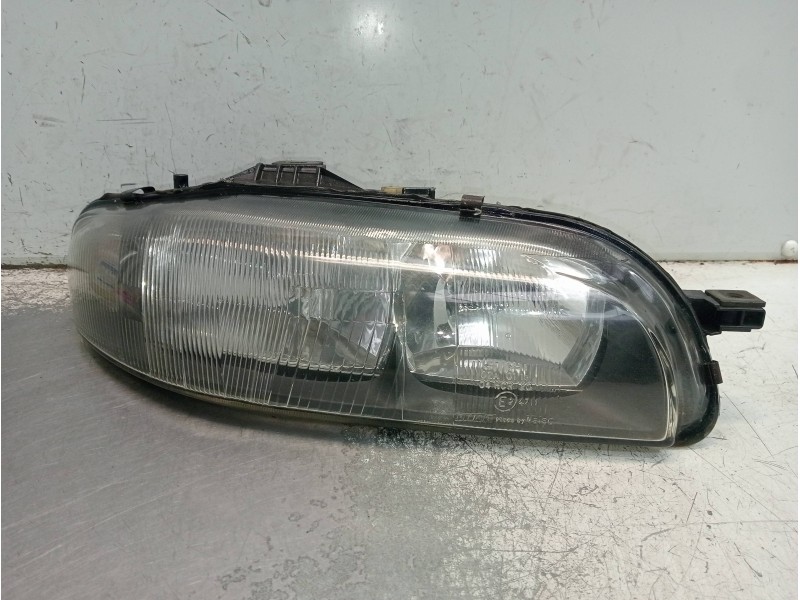 Recambio de faro derecho para fiat brava (182) 1.8 16v / 16v 115 elx referencia OEM IAM 88201558DX  