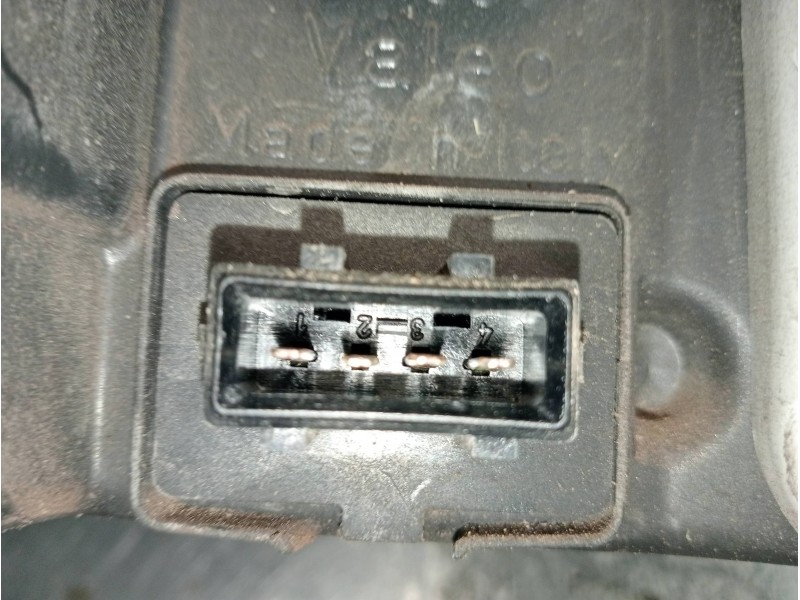 Recambio de faro izquierdo para fiat brava (182) 1.8 16v / 16v 115 elx referencia OEM IAM 88201557  