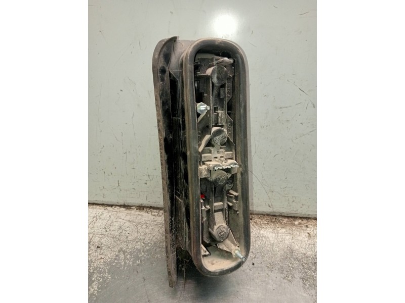 Recambio de piloto trasero izquierdo para opel combo (corsa c) familiar referencia OEM IAM   