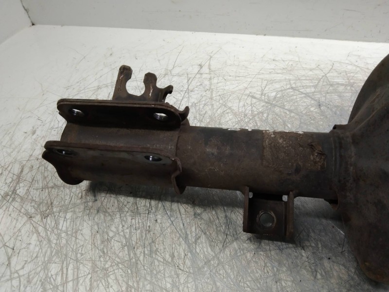 Recambio de amortiguador delantero izquierdo para daewoo tacuma 1.6 cat referencia OEM IAM 96399293  