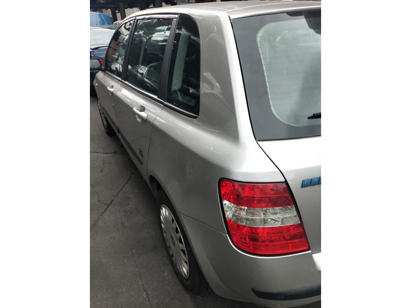 fiat stilo (192) del año 2002 fiat stilo (192) del año 2002