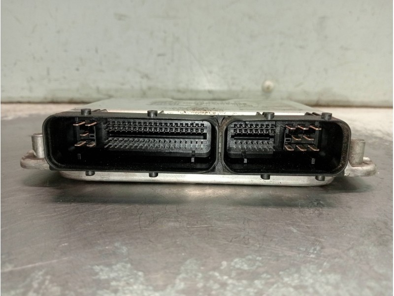 Recambio de centralita motor uce para volkswagen sharan (7m6/7m9) comfortline referencia OEM IAM 0281011199 038906019BH 1039S013