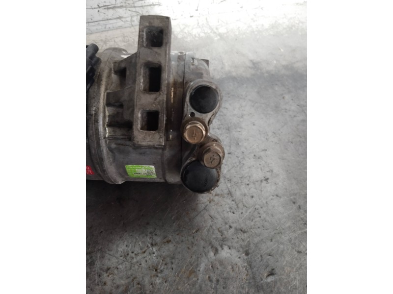 Recambio de compresor aire acondicionado para nissan pick-up (d22) td doble cabina navara referencia OEM IAM 5062118091 92600VK5