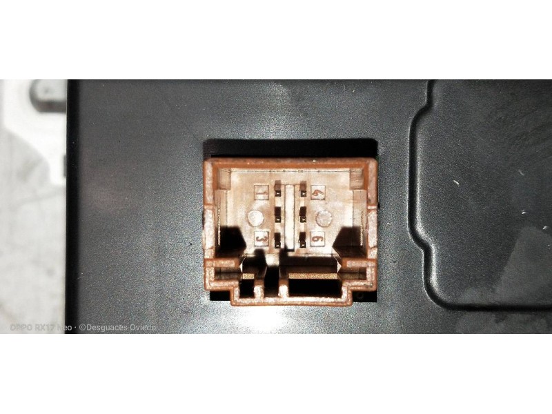 Recambio de pantalla multifuncion para peugeot 508 sw active referencia OEM IAM 9804496980  