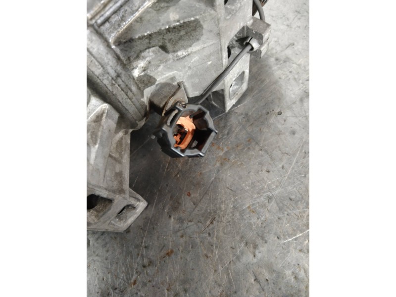 Recambio de compresor aire acondicionado para nissan pick-up (d22) td doble cabina navara referencia OEM IAM 5062118091 92600VK5