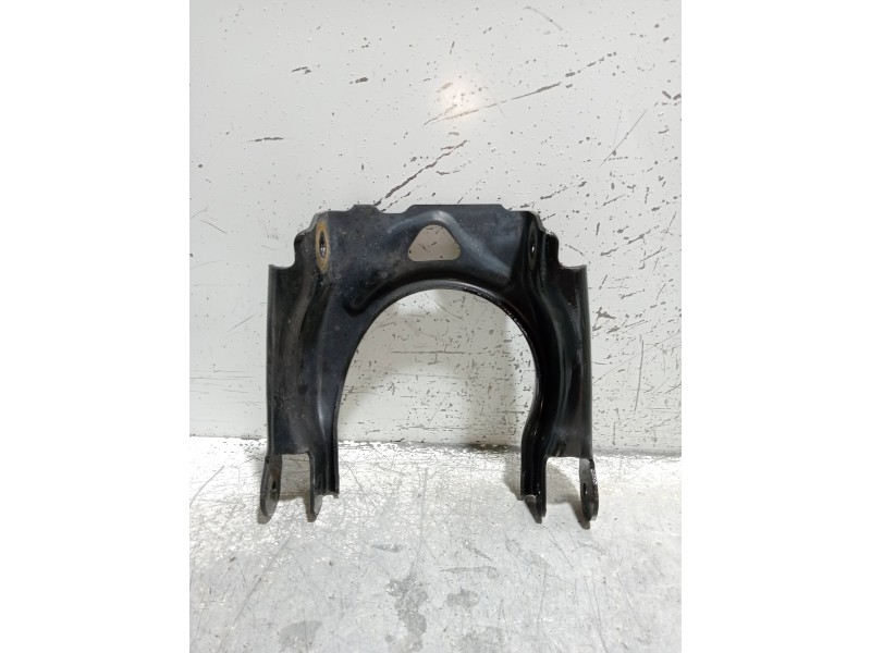 Recambio de brazo suspension superior delantero izquierdo para citroen c5 berlina feel edition referencia OEM IAM 9682595280  