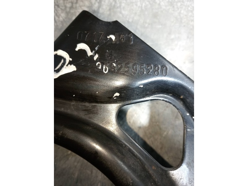 Recambio de brazo suspension superior delantero izquierdo para citroen c5 berlina feel edition referencia OEM IAM 9682595280  