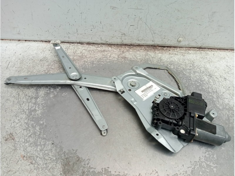 Recambio de elevalunas delantero derecho para opel omega b design edition berlina referencia OEM IAM 90520248 193797400 05360044