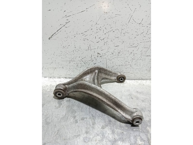 Recambio de brazo suspension superior trasero izquierdo para citroen c5 berlina feel edition referencia OEM IAM   