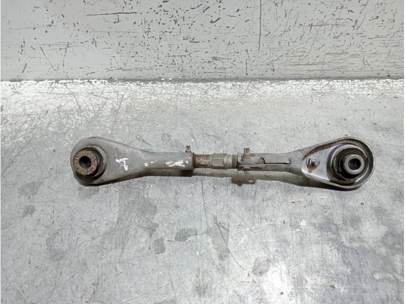 Recambio de brazo suspension superior trasero derecho para citroen c5 berlina feel edition referencia OEM IAM   