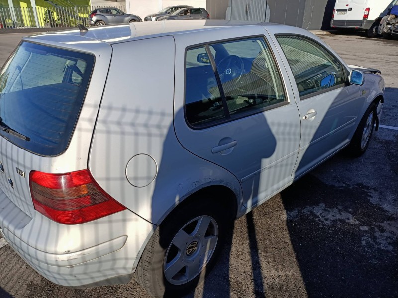 volkswagen golf iv berlina (1j1) del año 1999