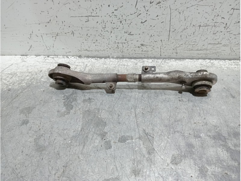 Recambio de brazo suspension superior trasero izquierdo para citroen c5 berlina feel edition referencia OEM IAM   