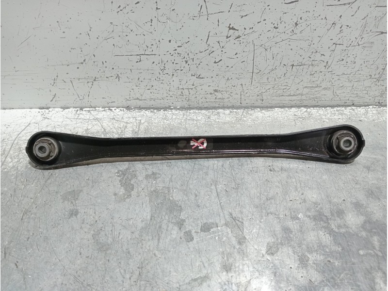 Recambio de brazo suspension inferior trasero derecho para citroen c5 berlina feel edition referencia OEM IAM   