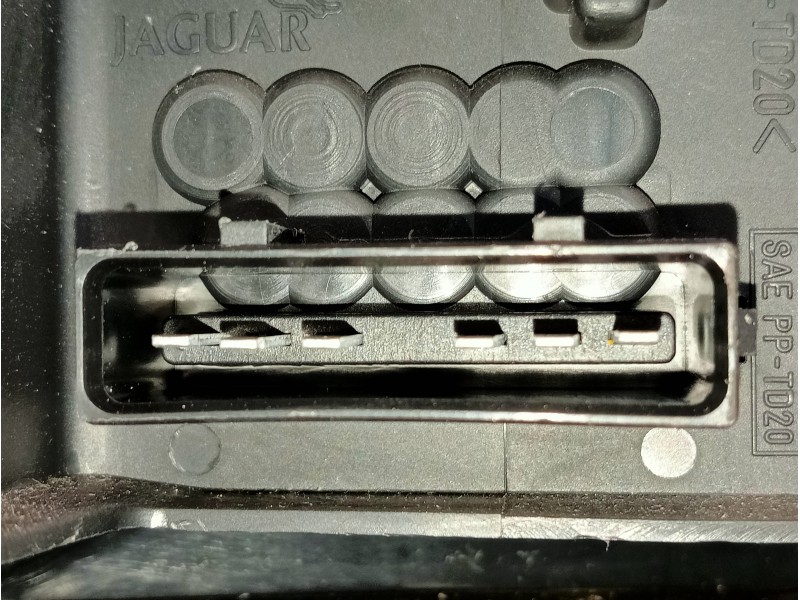 Recambio de piloto trasero derecho para jaguar x-type 2.0 d executive referencia OEM IAM   