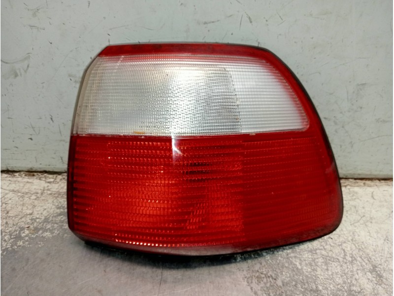 Recambio de piloto trasero derecho para opel omega b design edition berlina referencia OEM IAM   